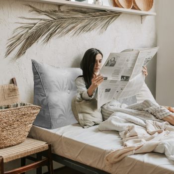 bed wedge pillow light grey 2382